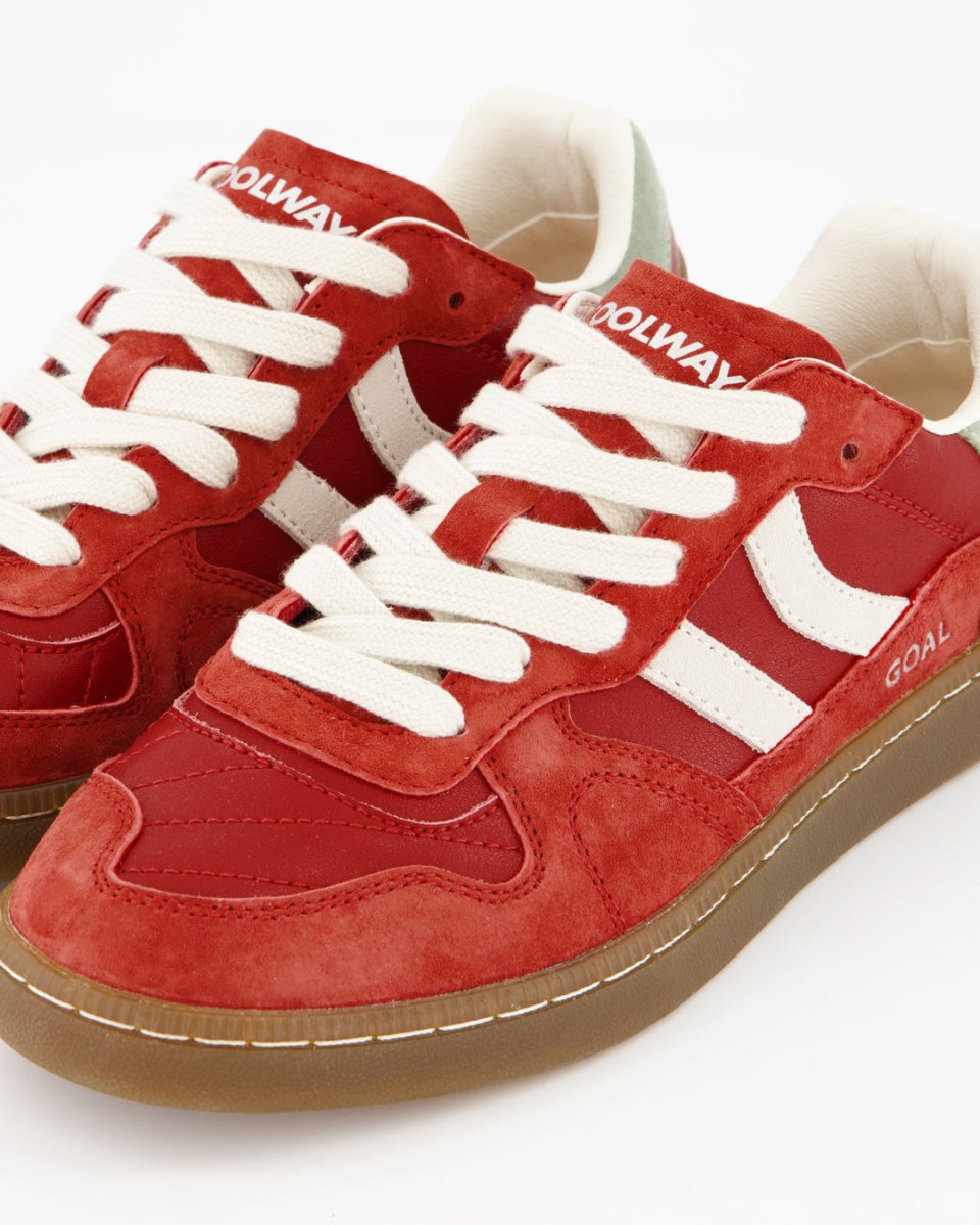 Goal Red Fury